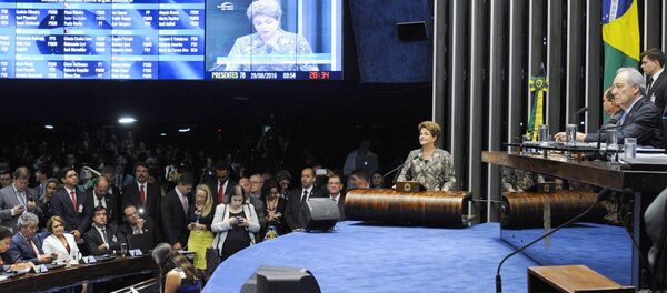 Dilma em discurso na Tribuna - Sputnik Brasil