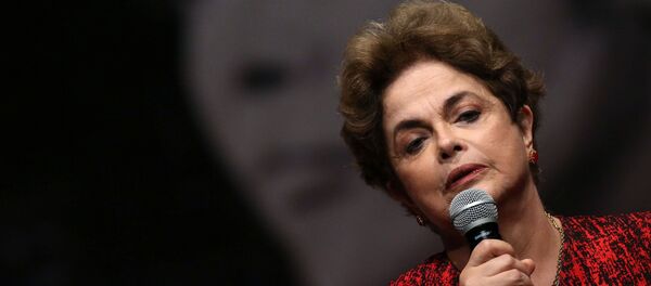 Dilma Roussef durante um ato em Brasília em 24 e agosto de 2016 - Sputnik Brasil