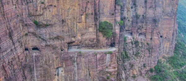 Túnel montanhoso na China Central - Sputnik Brasil