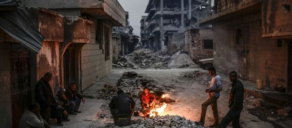 Curdos sírios em Kobane - Sputnik Brasil