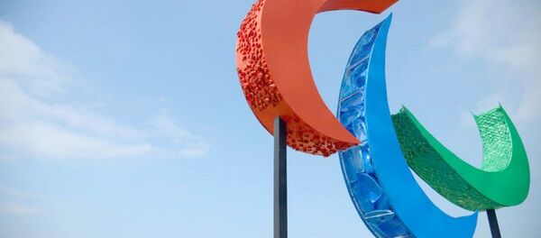 Escultura de símbolo paralímpico é inaugurada em Copacabana Escultura de símbolo paralímpico é inaugurada em Copacabana - Sputnik Brasil