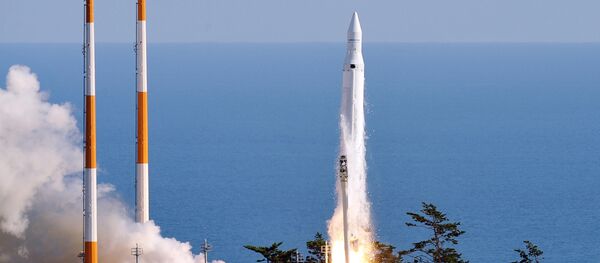 Lançamento de KSLV-1 - Sputnik Brasil