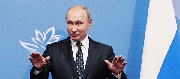 Presidente da Rússia. Vladimir Putin, depois da reunião com a presidente sul-coreana no âmbito do Fórum Econômico do Oriente, 3 de setembro de 2016 - Sputnik Brasil