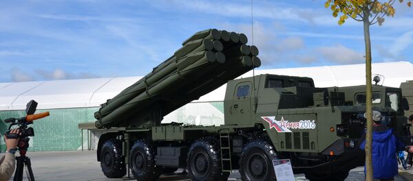 Um complexo S-300 está a mostra no fórum militar internacional EXÉRCITO 2016 perto de Moscou, em 6 de setembro de 2016 - Sputnik Brasil