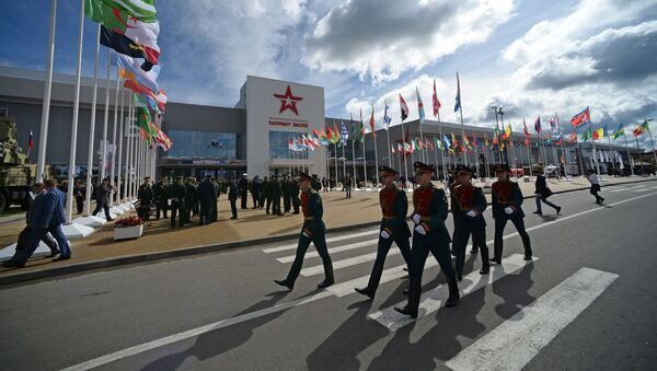 Perto de centro de exposição Patriot, onde se realiza o Fórum Internacional Técnico Militar EXÉRCITO 2016 - Sputnik Brasil