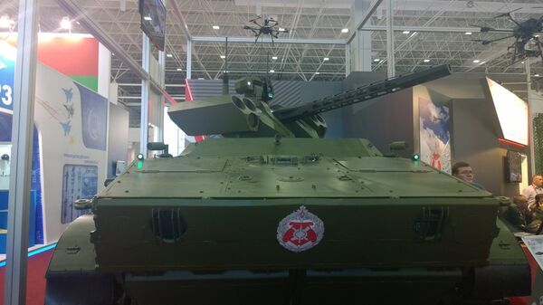 Sistema robótico de reconhecimento e combate Vikhr - Sputnik Brasil