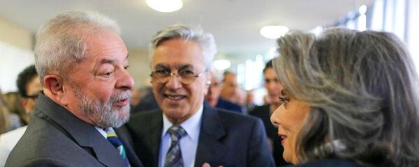Lula, Caetano Veloso e a Carmen Lúcia, nova presidenta do STF - Sputnik Brasil