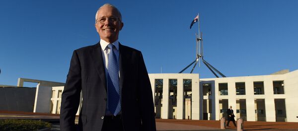 Primeiro-ministro australiano Malcolm Turnbull em frente ao Parlamento da Austrália - Sputnik Brasil