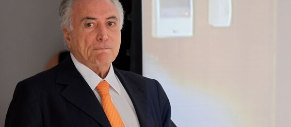 Presidente do Brasil, Michel Temer, chega à apresentação do programa de investimento no Palácio do Planalto, 13 de setembro de 2016 - Sputnik Brasil