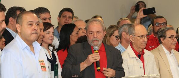 Lula discursa sobre a denúncia do Ministério Público Federal - Sputnik Brasil