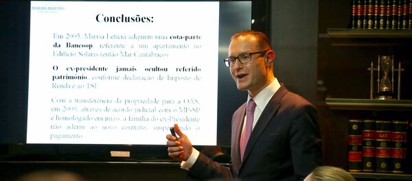 Advogado Cristiano Zanin Advogado Cristiano Zanin - Sputnik Brasil