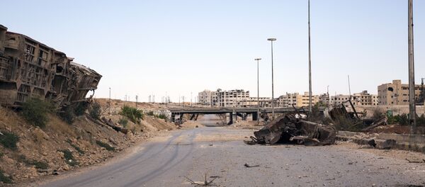 Principal via para a entrega de ajuda humanitária em Aleppo, estrada de Castello - Sputnik Brasil