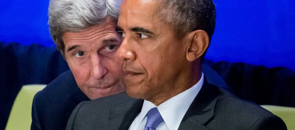 Chanceler John Kerry fala com presidente dos EUA Barack Obama - Sputnik Brasil