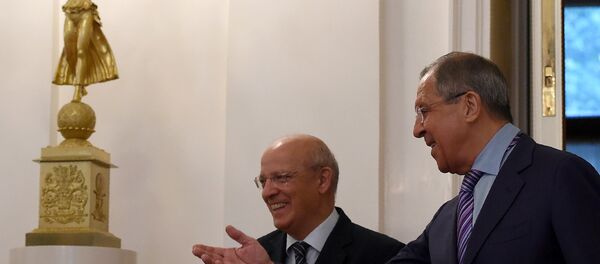 Chanceler russo Sergei Lavrov com seu homôlogo português Augusto Santos Silva - Sputnik Brasil