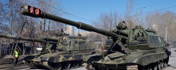 Ekaterinburgo se prepara para parada militar da Vitória - Sputnik Brasil