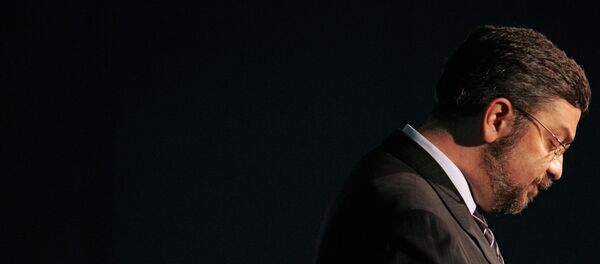 Ex-ministro da Fazenda e da Casa Civil Antônio Palocci Ex-ministro da Fazenda e da Casa Civil Antônio Palocci - Sputnik Brasil