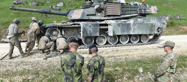 Soldados norte-americanos durante exercícios em Grafenwoehr, sul da Alemanha, maio de 2016 - Sputnik Brasil