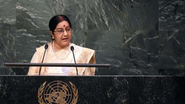 Sushma Swaraj, ministra das Relações Exteriores da Índia - Sputnik Brasil