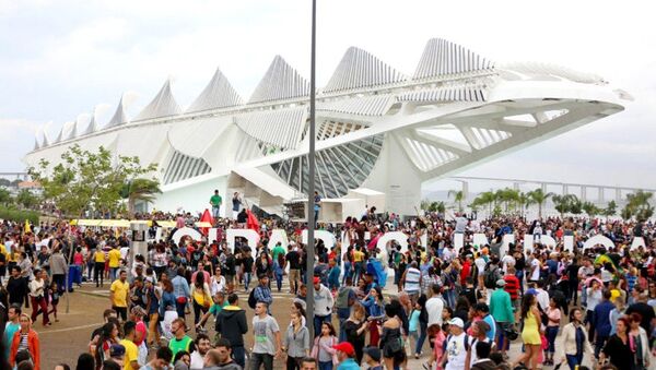 Turistas durante os Jogos Rio 2016 passeando em um dos principais points durante o evento na cidade, o Boulevard Olímpico - Sputnik Brasil