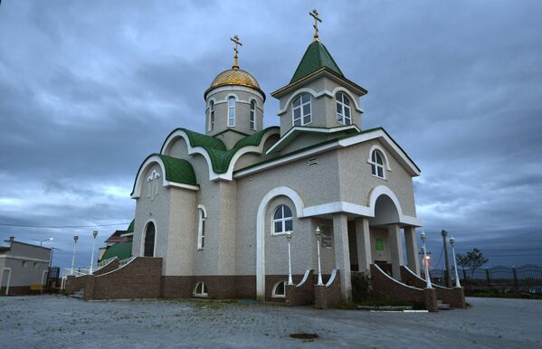 Igreja da Santíssima Trindade em Yuzhno-Kurilsk - Sputnik Brasil