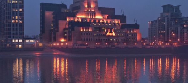 O serviço britânico de inteligência MI5 O serviço britânico de inteligência MI5 - Sputnik Brasil