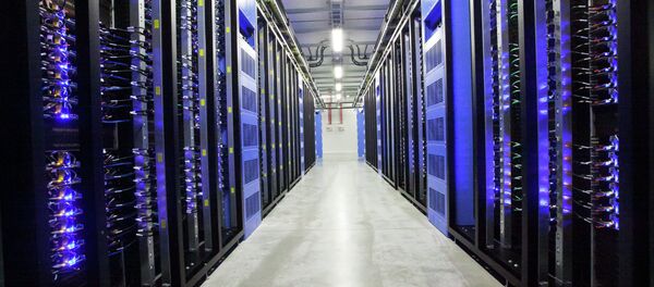 Sala de servidores - Sputnik Brasil