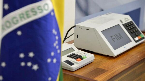 Brasil realiza domingo (2) as eleições municipais - Sputnik Brasil