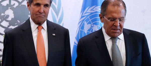 Secretário de Estado, John Kerry, e o ministro das Relações Exteriores da Rússia, Sergei Lavrov Secretário de Estado, John Kerry, e o ministro das Relações Exteriores da Rússia, Sergei Lavrov - Sputnik Brasil