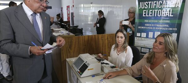 Presidente do TSE, ministro Gilmar Mendes, justifica sua ausência nas urnas - Sputnik Brasil