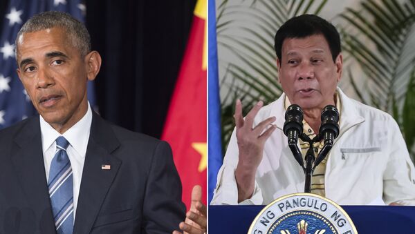 This combination image of two photographs taken on September 5, 2016 shows, at left, US President Barack Obama speaking during a press conference following the conclusion of the G20 summit in Hangzhou, China, and at right, Philippine President Rodrigo Duterte speaking during a press conference in Davao City, the Philippines, prior to his departure for Laos to attend the ASEAN summit - Sputnik Brasil