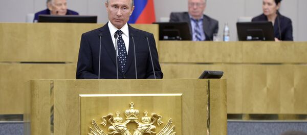 Presidente russo Vladimir Putin discursa perante a Duma de Estado da Rússia, Moscou, Rússia, 5 de outubro de 2016 - Sputnik Brasil