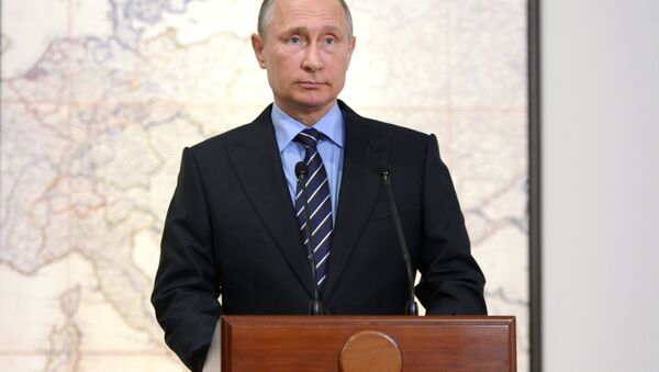Presidente russo Vladimir Putin no encontro com o Alberto II de Mônaco em Moscou, Rússia, 6 de outubro de 2016 - Sputnik Brasil
