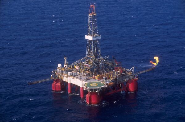 Encontro de terra e mar: como Rússia e Brasil podem virar parceiros no setor de petróleo e gás?  - Sputnik Brasil