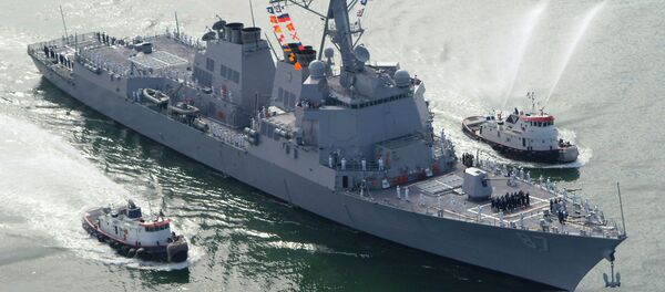 The USS Mason (DDG 87), a guided missile destroyer, arrives at Port Canaveral, Florida, April 4, 2003 - Sputnik Brasil