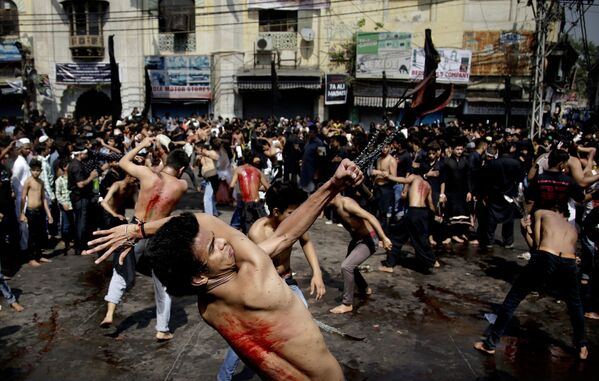 Xiitas durante a comemoração do Dia da Ashura, Nova Deli, Índia - Sputnik Brasil