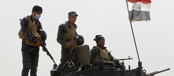 Forças iraquianas tomam posição na região de al-Shurah, Iraque, 17 de outubro de 2016 - Sputnik Brasil