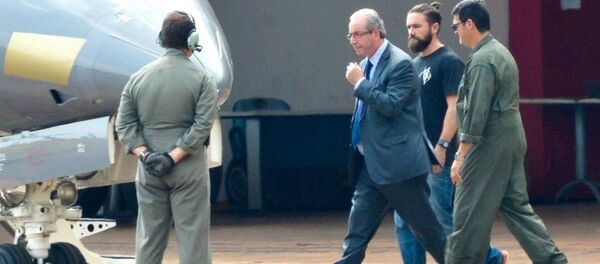 O ex-deputado federal, Eduardo Cunha, é preso e transferido de Brasília para a sede da Polícia Federal em Curitiba - Sputnik Brasil