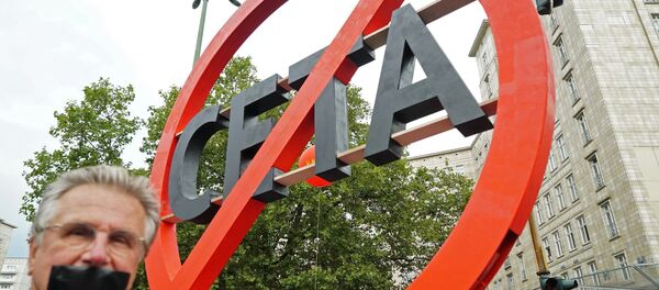 Protesto contra o Acordo Econômico e Comercial Global  (CETA) em Berlim - Sputnik Brasil