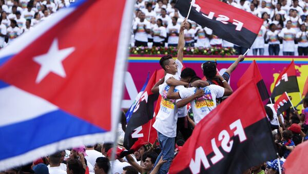 Frente Sandinista de Libertação Nacional (FSLN), do candidato Daniel Ortega, é o favorito nas eleições da Nicarágua - Sputnik Brasil