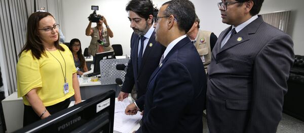 Juízes Michel Curi, de MG; Luís Rocha, de PE; e Ronie Carlos, de GO; protocolam representação contra Calheiros Juízes Michel Curi, de MG; Luís Rocha, de PE; e Ronie Carlos, de GO; protocolam representação contra Calheiros - Sputnik Brasil