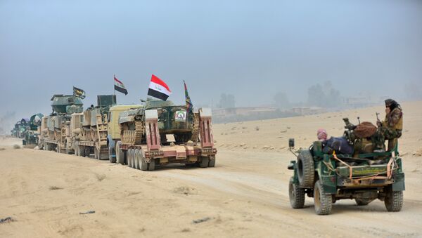As forças iraquianas fazem o primeiro avanço dentro da cidade de Mossul na terceira semana de ofensiva - Sputnik Brasil