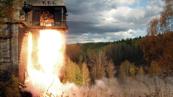 An NK-33 Rocket Engine Undergoes a Test Fire Outside of Samara, Russia - Sputnik Brasil