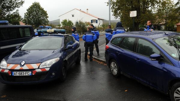 Polícia francesa bloqueia entrada da casa onde estava escondido o líder do grupo separatista basco ETA, Mikel Irastorza - Sputnik Brasil