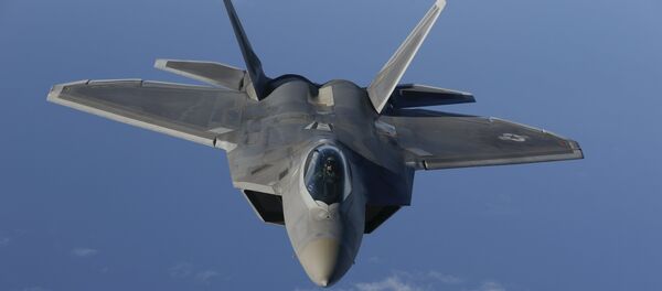 Avião da OTAN efetuando um voo de reconhecimento sobre as águais neutrais do mar Báltico - Sputnik Brasil