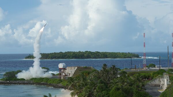 Lançamento de míssil do sistema norte-americano THAAD - Sputnik Brasil