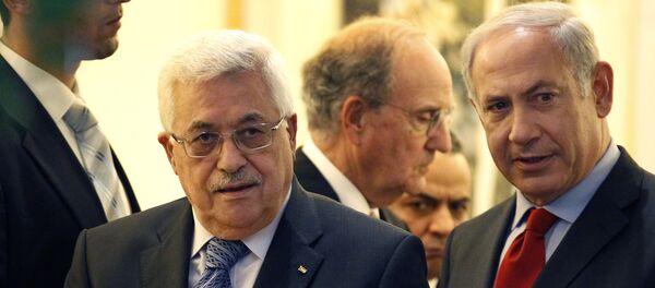 Primeiro-ministro israelense Netanyahu e o presidente palestino Abbas - Sputnik Brasil
