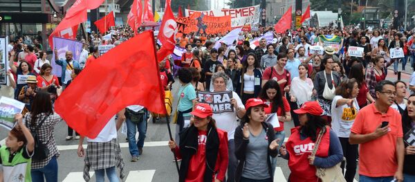 Manifestações novembro - Sputnik Brasil