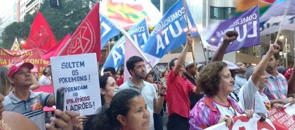 Cariocas protestam contra medidas de austeridade dos governos estadual e federal - Sputnik Brasil