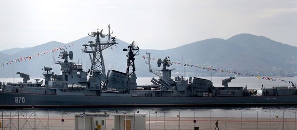 Destroier russo Smetlivy no porto grego de Piraeus, 30 de outubro de 2016 - Sputnik Brasil