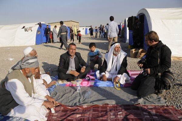 Shabaks curdos no campo dos refugiados - Sputnik Brasil